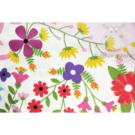 Flower theme bedding for girls
