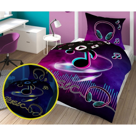 Glow in the dark bedding for teens with a note and headphones 150x200