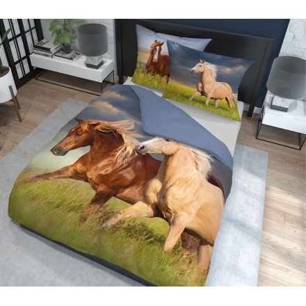 Bedding with a pair of bay and light-brown horses