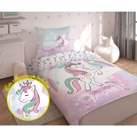 Unicorn bedding with glossy elements 150x200