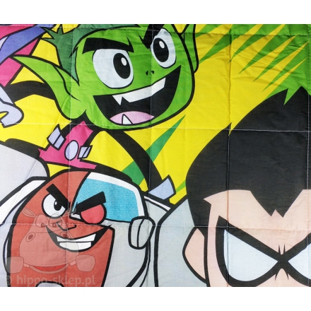 Teen Titans quilted bed cover for boys