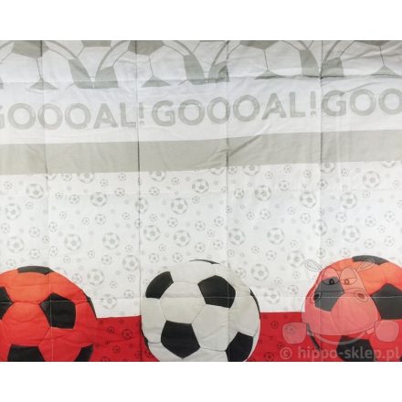 Quilted bed cover with soccer balls for boys